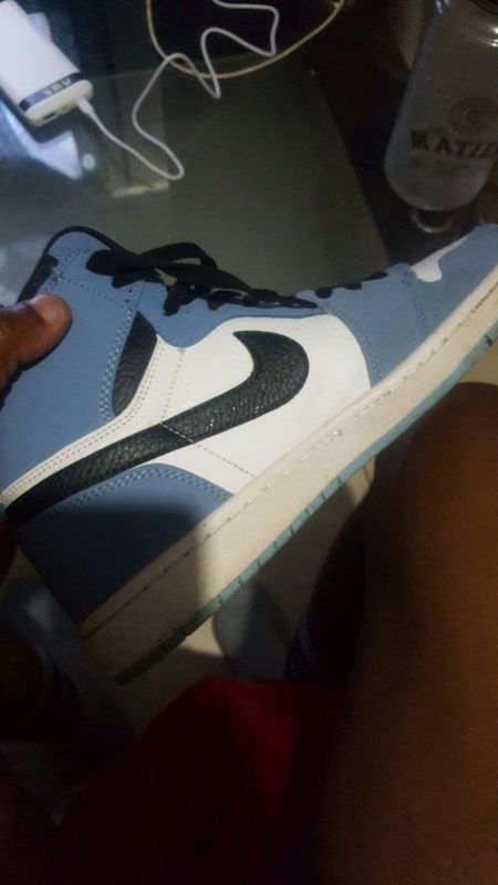 Nike sneakers size 9