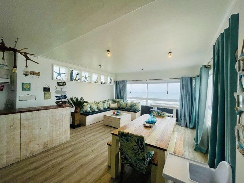 Sandy Toes &amp; Sea Breezes: Fully Furnished Beachfront Haven in Umdloti