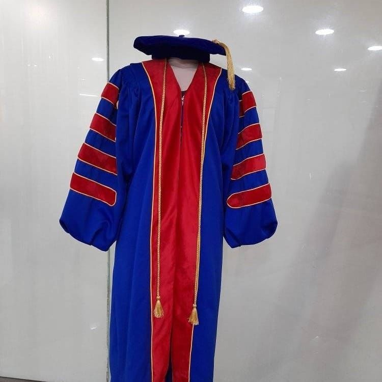 Graduation attire for sale/hire