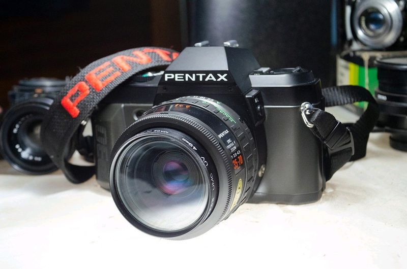 Pentax P30n