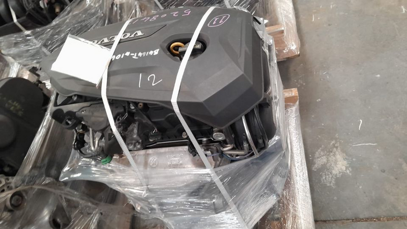 Used volvo B4164T Engine for sale. Suitable for V40/ S60/ V50/ XC70/ C30/ 1.6 ECOBOOST.