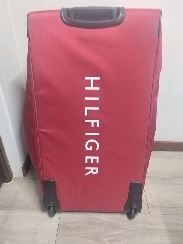 Hilfiger large travel bag - new