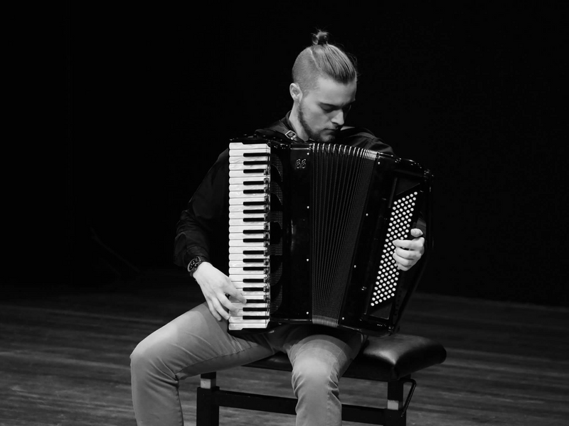 Accordion Lessons with Music Theory and Harmony | FREE Trial Lesson