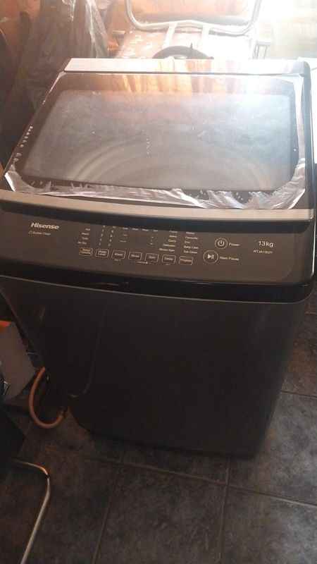 Hisense 13kg washing machine basically brand new
