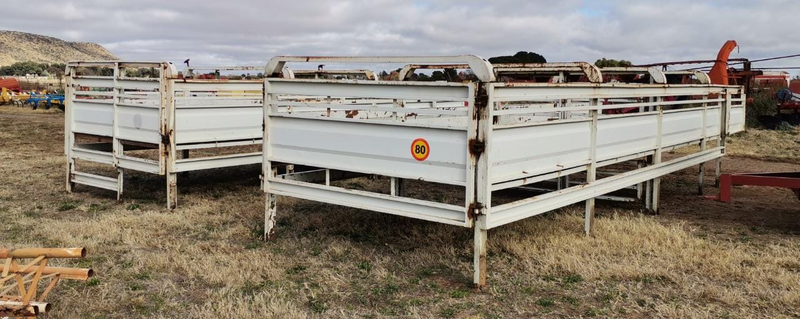 2x Truck Cattle Rails For Sale (008977)