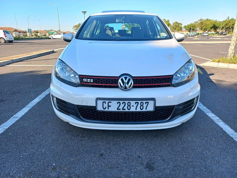 Golf 6 Gti Dsg For sale very clean car