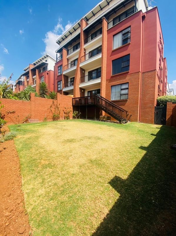 2 BEDS 2 BATHS GARDEN UNIT ; STRELITZIA COMPLEX: GREENSTONE HILL