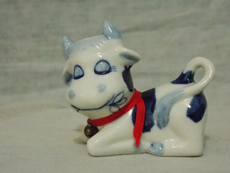 Lovely Little Porcelain Cow