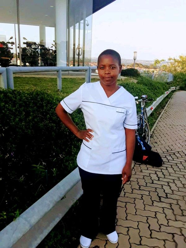 CATHY, A ZIMBABWEAN LADY WITH CERTS IS LOOKING FOR A CAREGIVING, ELDERLY CARE AND NIGHT NURSING JOB