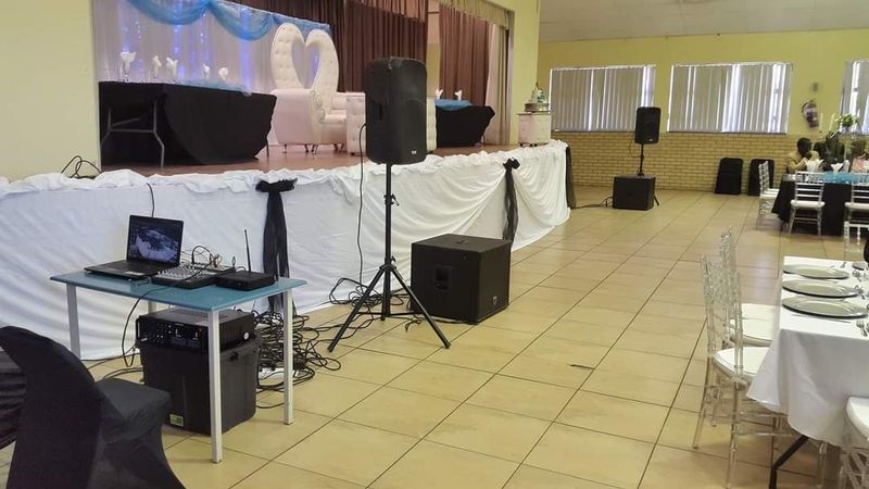 DJ AND SOUND SYSTEM UP FOR HIRE
