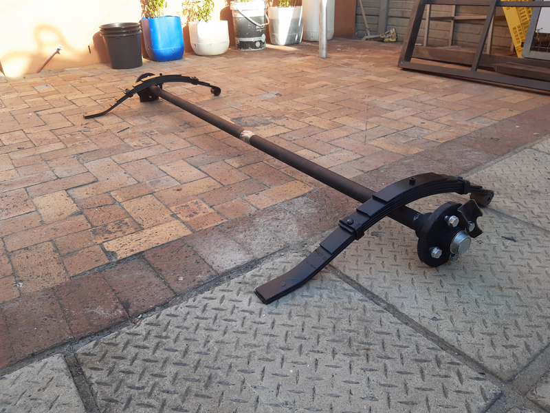 Brand New Trailer Axle Kit - 1.9m with 6 blade Leaf Springs, Complete Hub, and Nuts.