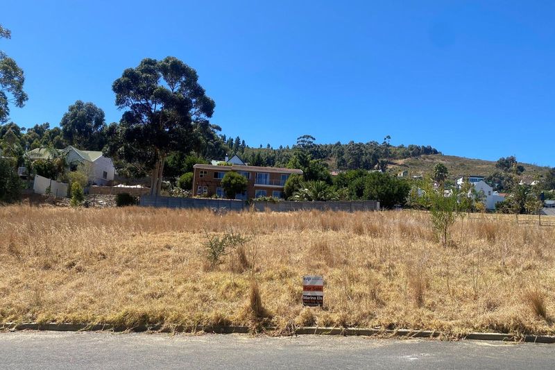 Prime Plot, Panoramic Views:  Prefect for Cape Winelands Living!