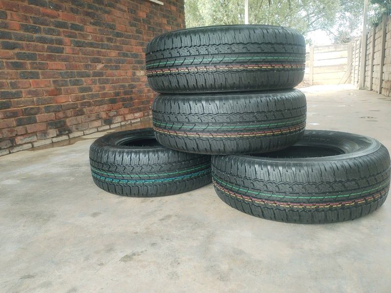 BRIDGESTONE DUELER D693 Tyres 265 65 r17 a set of four on sale