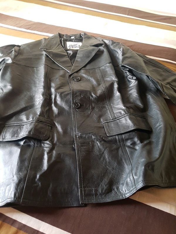 Mena/Ladies genuine leather jackets (All sizes)