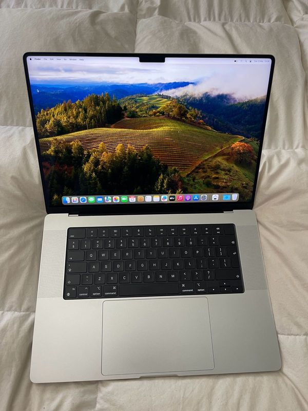 2021 16” MacBook M1 Max (32GB, 1TB)