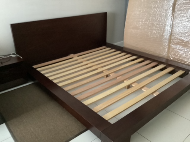 King size bed frame, head board and side table - Wood - PRICE REDUCED