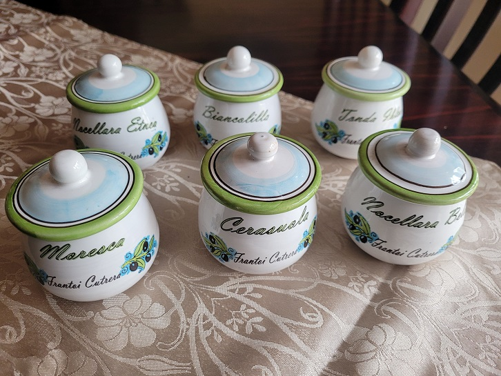 Collectors Bargain ! Superb Italian made Porcelain Jam Jars !
