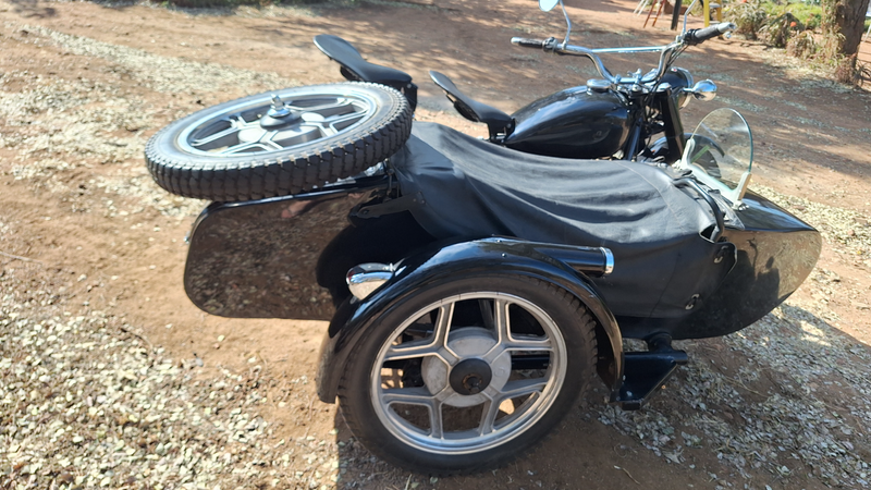 CJ750 motorcycle and sidecar | Mbombela / Nelspruit | Gumtree South Africa