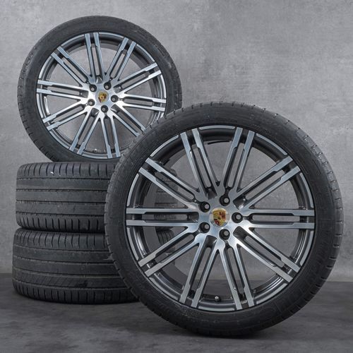 21” Porsche Macan wheels with tyres