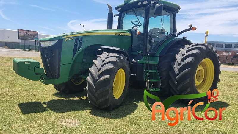 2013 John Deere 8310R TRP1033