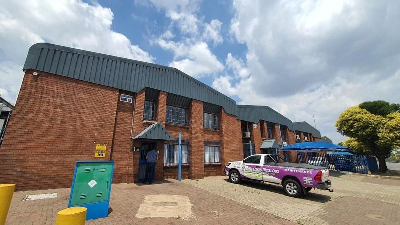 407m² Industrial To Let in Jet Park at R55.00 per m²