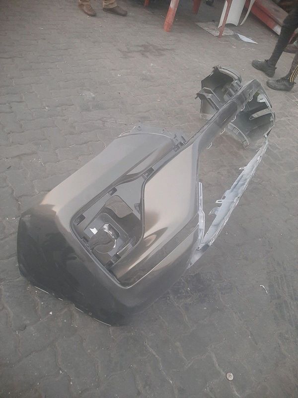 Toyota fortuner 2023 model front bumper please contact lucas on 0843018577