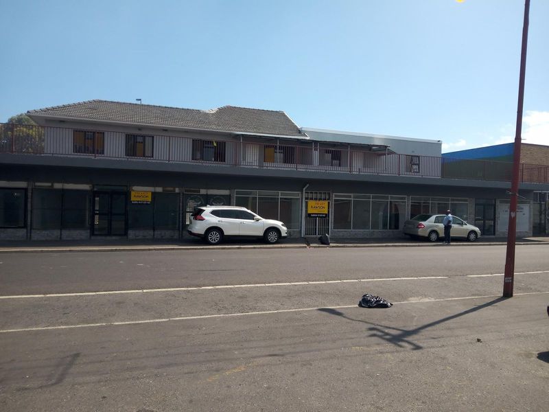 Well exposed Retail Space to let on Imam Haron Road, Lansdowne