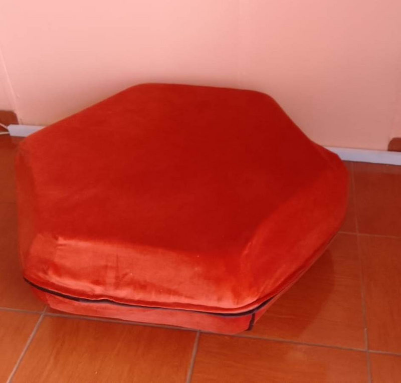 Ottomans for sale - as new - R160 each