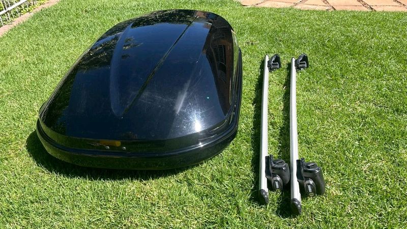 Thule luggage carrier