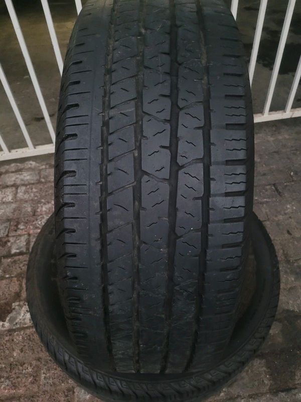 265/60/18 Good condition tyres for sale