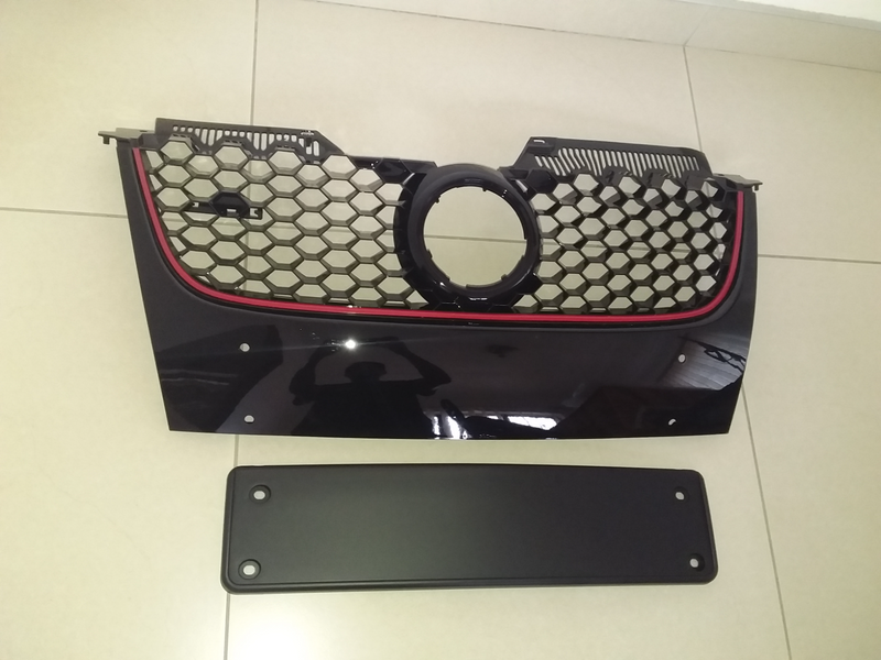 VW GOLF 5 GTI BRAND NEW FRONT GRILLE FORSALE PRICE R895