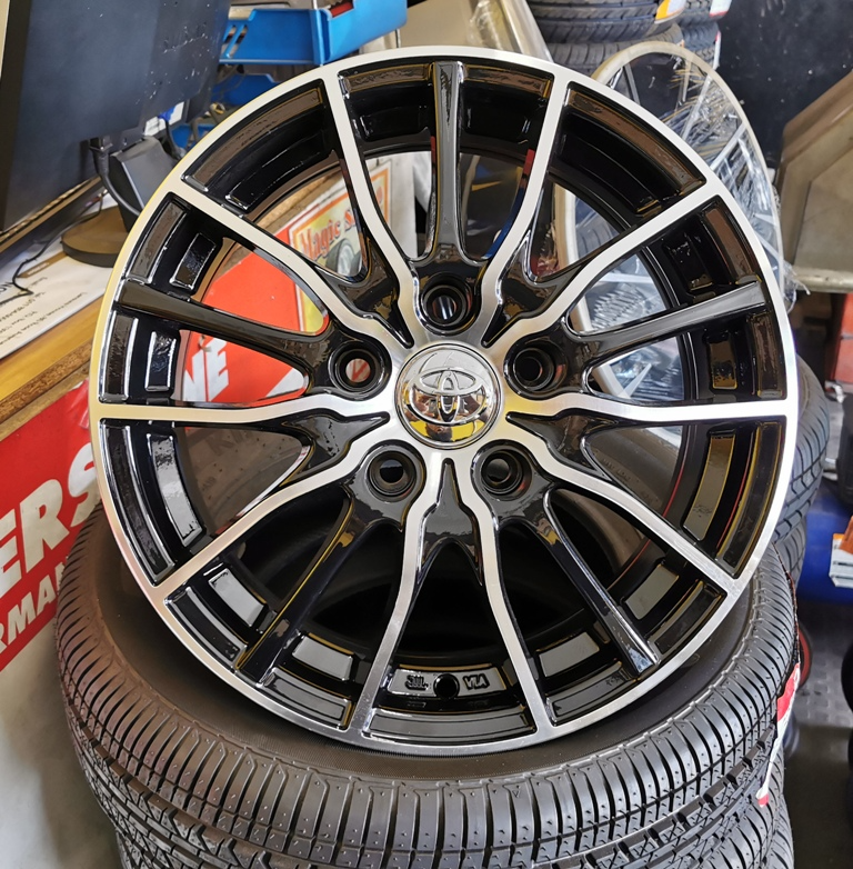 15 inch Toyota Mags For Sale. New