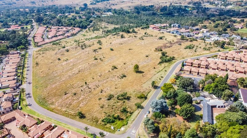 8.565 ha Prime development land available for sale in Chancliff, cnr of Robin Road and Clifford Rd