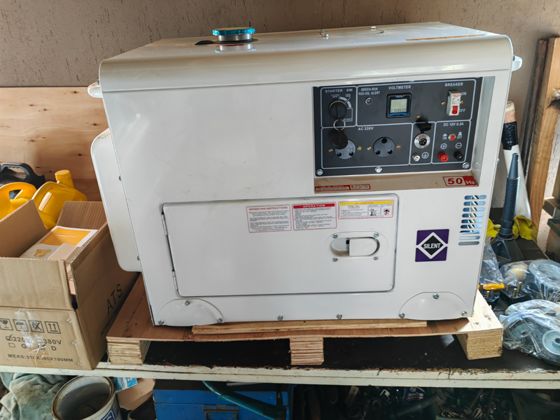 7.5KW generator brand new never been used still on crate   please read descript