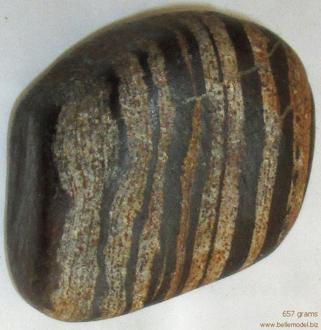 Gezina: Gemstones - zebra jasper - rough - 657 grams