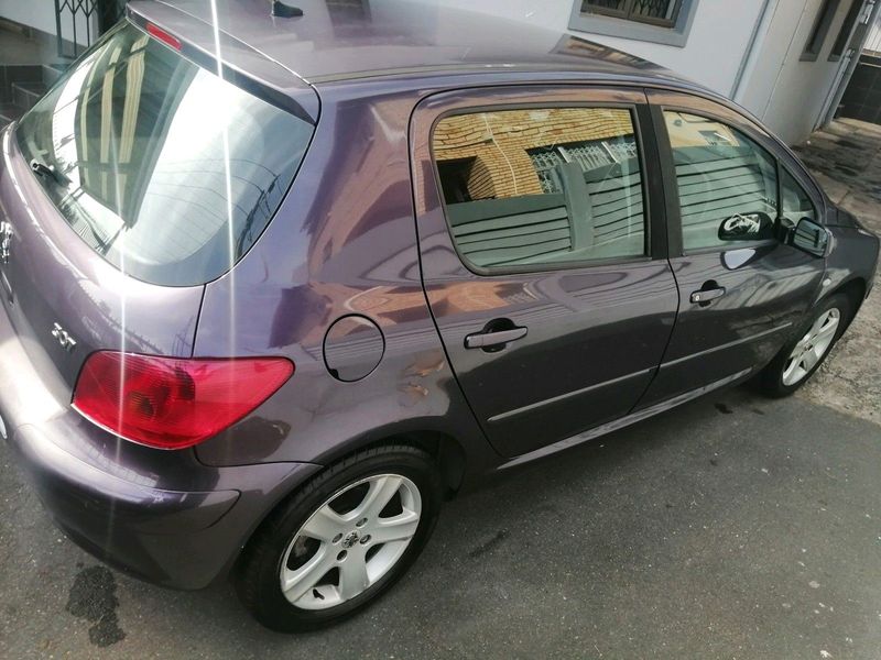 Peugeot 307 .fuel saver call 0611 84 1260