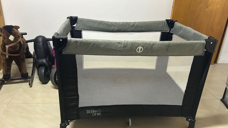 Little one camp cot