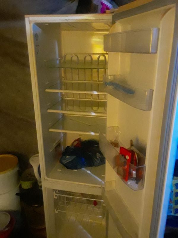 Onsite fridge repair