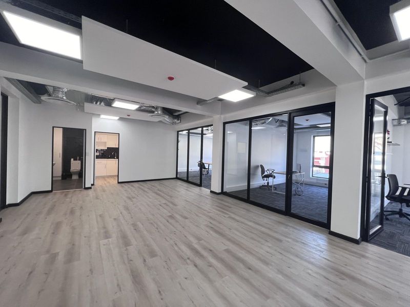 215m² Office To Let in Cape Town City Centre