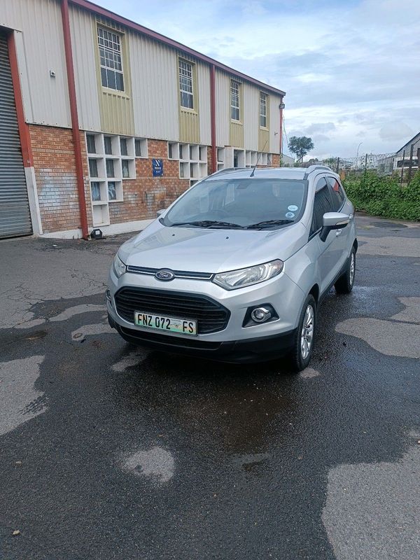 Ford ecosport 1.5 Titanuim automatic 2014 for sale.