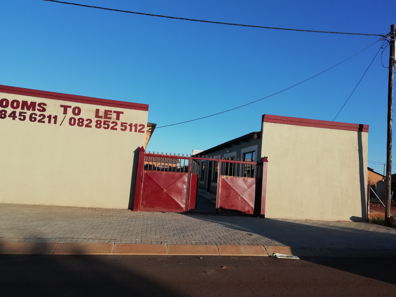 Big room available immediately for rental at Soshanguve Ext 13 via M17 Road