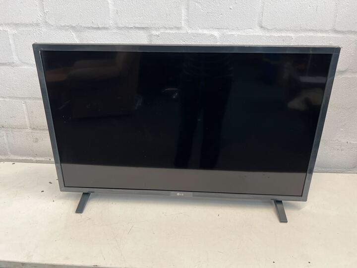 LG Black 32&#34; Smart TV with Stand  (Model: 32LQ630B6LB), A50927