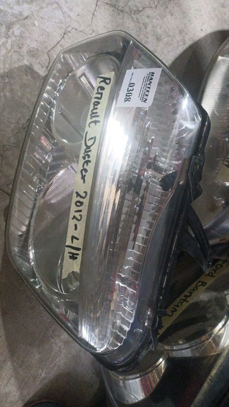 Renault duster headlight available