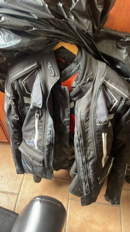 2 motorcycle jackets for sale R3000 for both