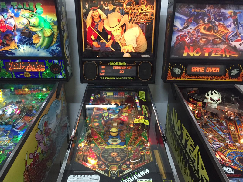 Cue Ball Wizard , a Gottlieb Pool Theme Pinball Machine