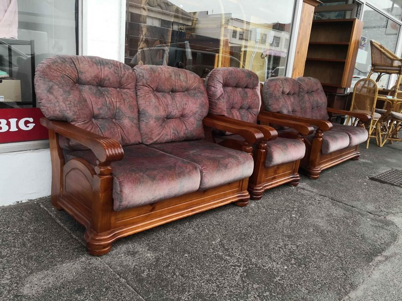 Solid Wood Six Seater Couch Set. R 6000