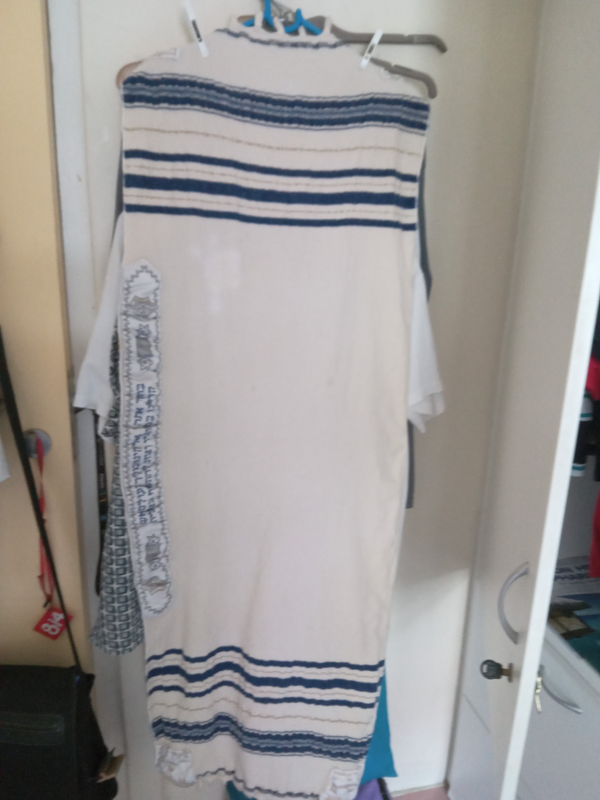 Jewish woolen Prayer shawl--Tallit