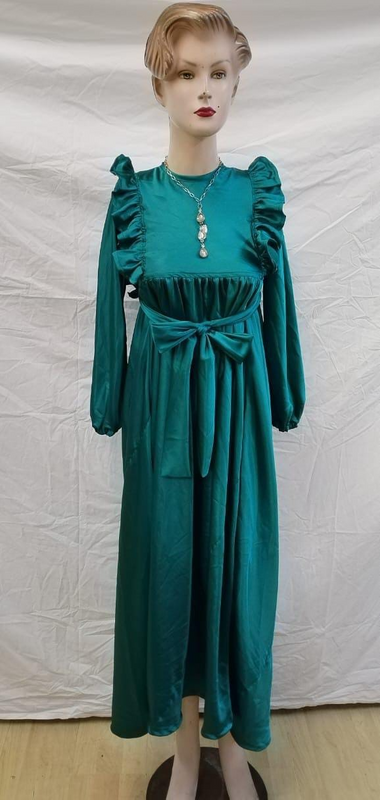Emerald green satin dress -Ref G0012