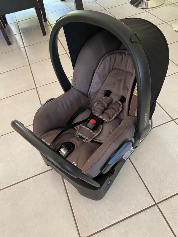 Bebe Confort stroller Travel system