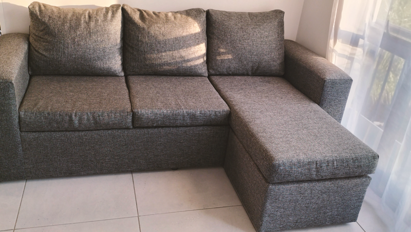 Couch - R2200